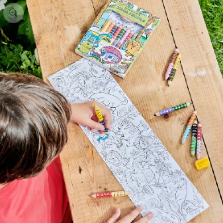 eeBoo Dinosaurs Color Pencil Mini Mural