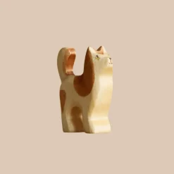 HolzWald Cat