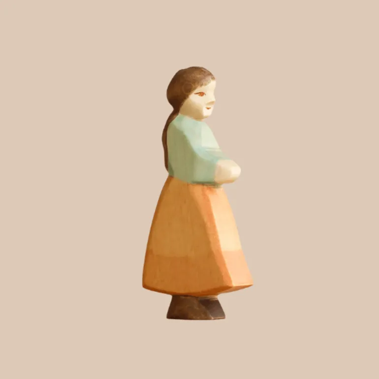 HolzWald Goose Girl