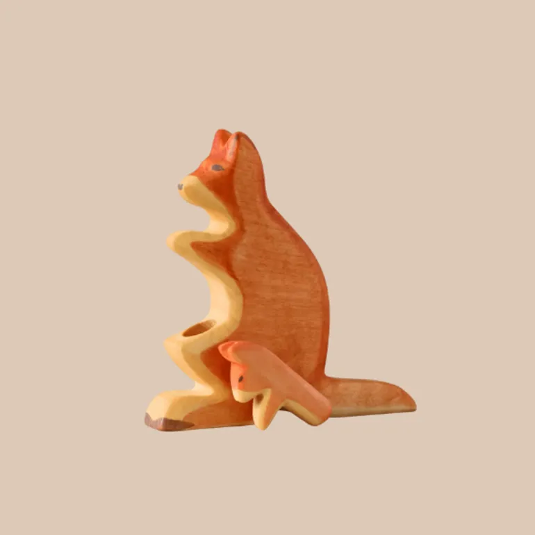 HolzWald Kangaroo with Baby