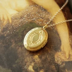 Kindred Objects- Vintage Large Oval Locket Necklace