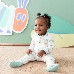 Kyte Baby Zippered Footie Prints