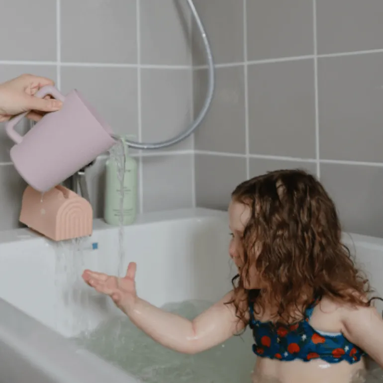 Mushie Bath Rinse Cup
