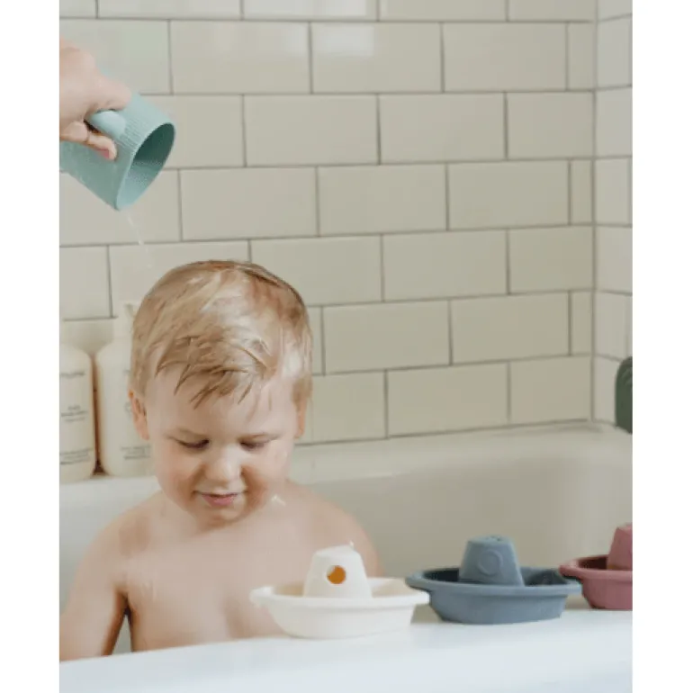 Mushie Bath Rinse Cup