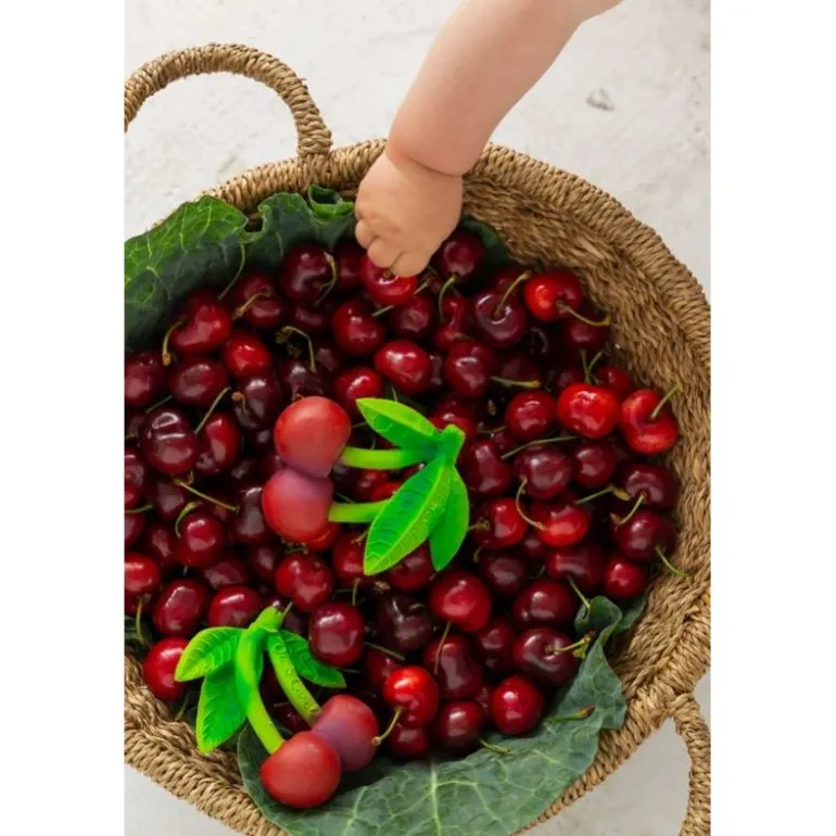 Oli & Carol Mery the Cherry Teether