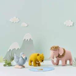 Olli Ella Holdie Extinct Animals