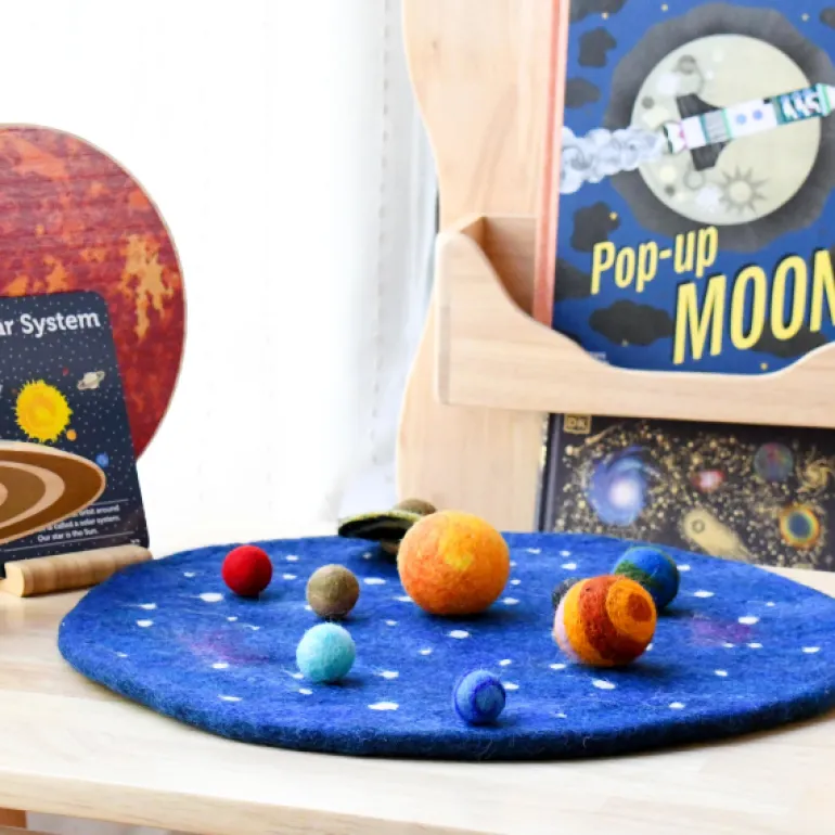 Tara Treasures Solar System Outer Space Plat Mat With Felt Planets