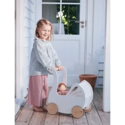 Tender Leaf Sweet Swan Pram